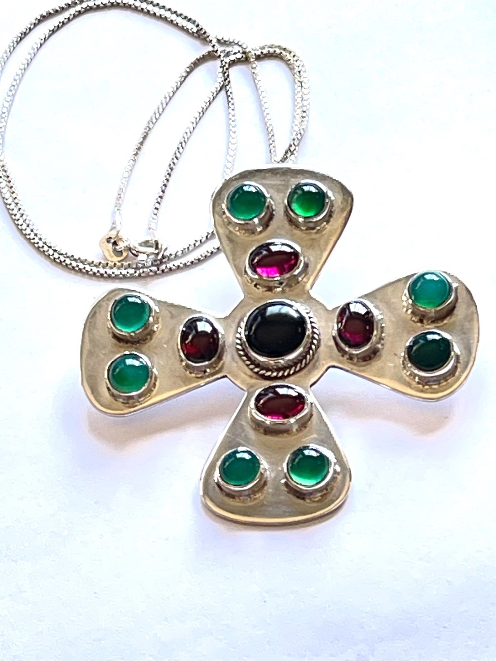 Vintage Sterling Silver 925 Mexican Maltese Cross Necklace MCM Garnet Chalcedony